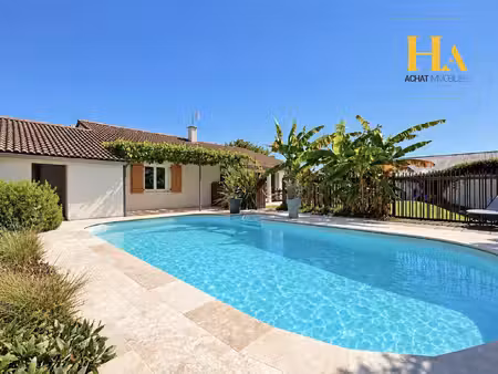 maison rénovée plain-pied  4 pièces  suite parentale  piscine  jardin paysagé