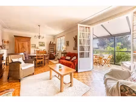 saint-julien-de-concelles - maison de 114 72 m² habitables - 3 chambres  véranda  2 garage