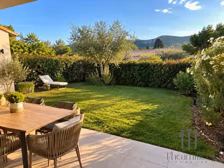 saint-zacharie – maison 3 pièces avec jardin privatif