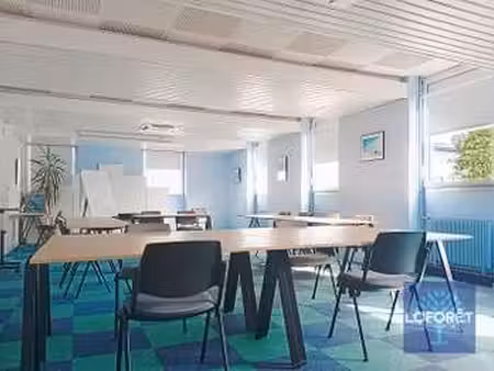 vente bureaux et commerces à mouilleron-le-captif (85000) : à vendre / 960m² mouilleron-le