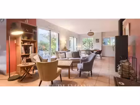 maison avec jardin et terrasse larmor-plage (56)