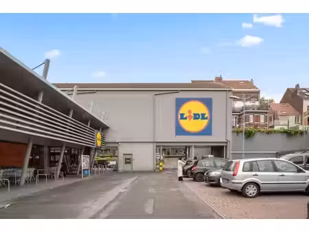 bâtiment industriel avec potentiel de développement  situé …