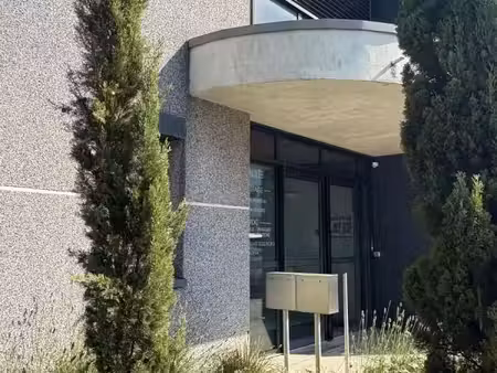 bureaux 272 m²