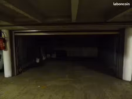parking souterrain sécurisé - île de nantes