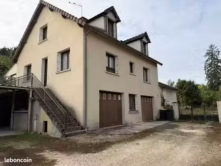 grande maison sans terrain
