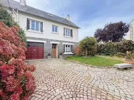 vente maison à saint-brieuc (22000) : à vendre / 142m² saint-brieuc
