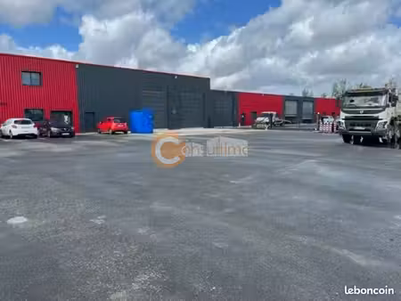 local d'activite 210 m² saint jean d'illac