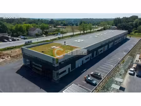 local d'activite 374 m² salleboeuf