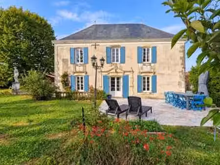 vente maison piscine à surgères (17700) : à vendre piscine / 245m² surgères