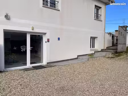 bureaux à louer saint denis de pile