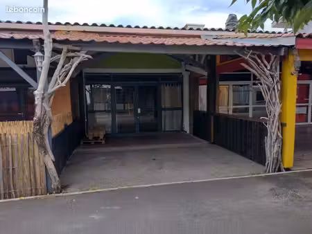 local commercial saisonnier