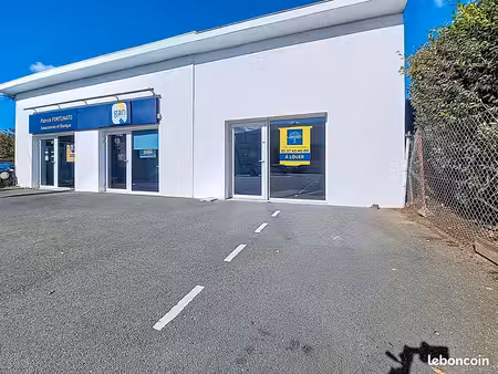 local commercial 46 m² saint andre de cubzac