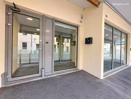 lunel centre – bureaux 138 m² – 5 bureaux + open space – parking