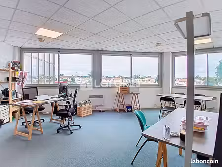 bureaux 45 m² villenave d ornon