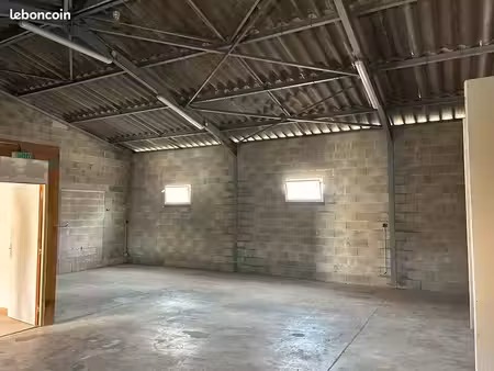 local d'activite 188 m² mauguio