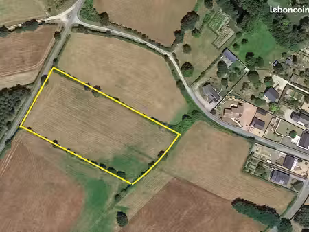 terrain agricole de près de 1 hectare
