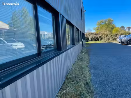 batiment mixte bureaux entrepot pour utilisateur ou investisseur