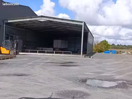 hangar de stockage