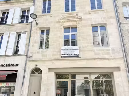local commercial 134 m² bordeaux