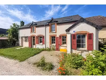 propriété 8 pièces 150 m²