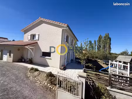 villa 6 pièces 142 m²