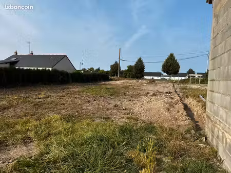 superbe terrain 2228 m² – 1000 m² constructible – neuillé (49)