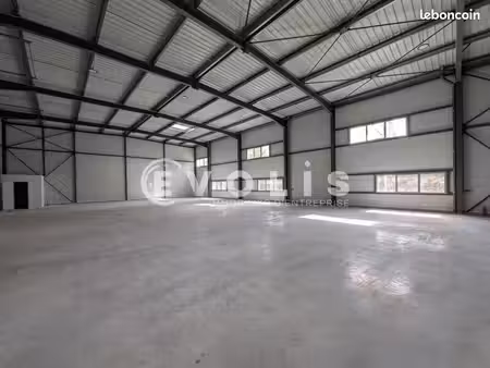 local d'activité 515 m²