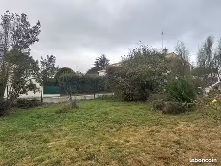 terrain 449 m² saint michel chef chef