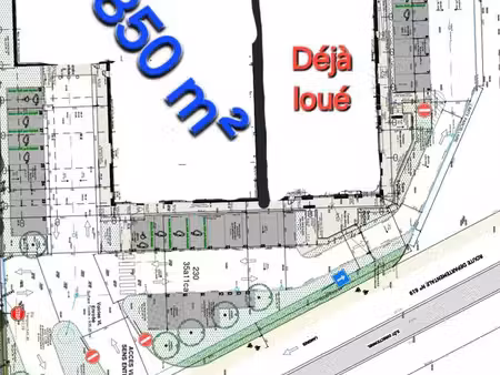 cellule commerciale 850 m² – chaumont – à louer