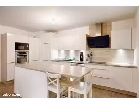 appartement 4 pièces 81 m²