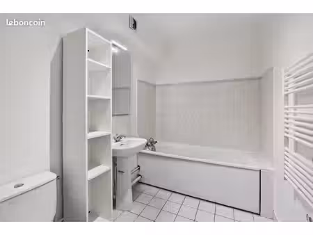 studio 1 pièce 32 m²