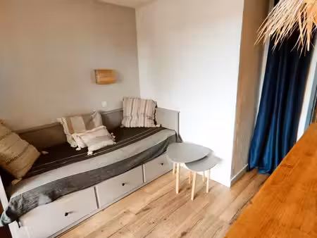 appartement meublé de 23 m² avec terrasse de novembre à juin