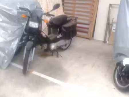 garage emplacement moto