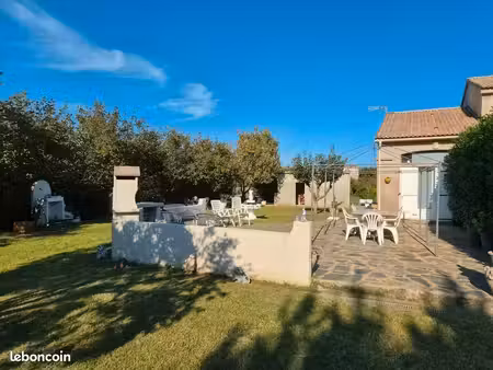 loue villa t3 mitoyenne sur folelli