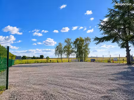 terrain 1 200 m² à louer – le mesnil-aubry (95)