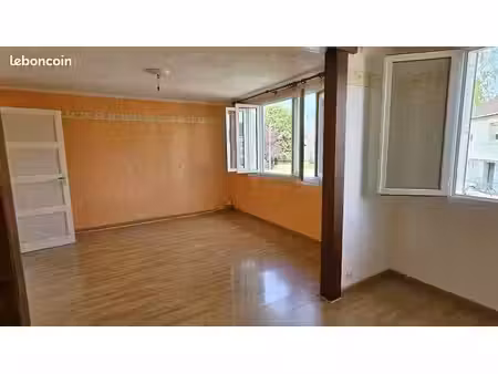 maison 4 pièces 70 m²