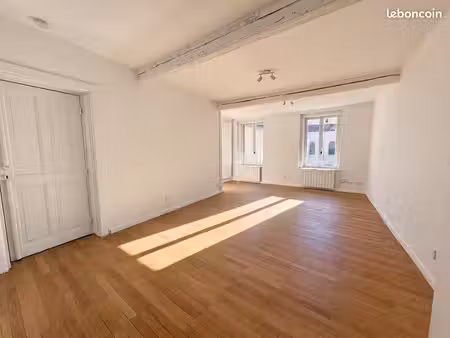 maison 3 pièces 75 m²