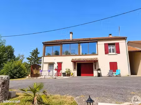 maison de village 4 pièces 120 m²