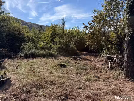 terrain viabilisé de 960 m² à aurec-sur-loire