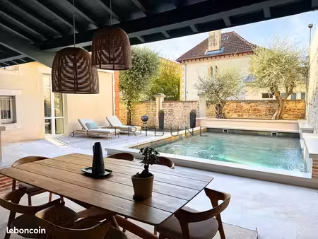 maison 7 pièces 168 m²