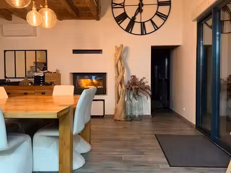magnifique longère de caractère rénovée en 2021  avec logement indépendant  grange et terr