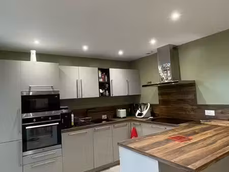 ? maison 85 m² – 3 chambres – plain-pied – jardin 800 m² – entièrement rénovée – causse sa