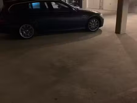 parking sous-terrain sécurisé – résidence privée