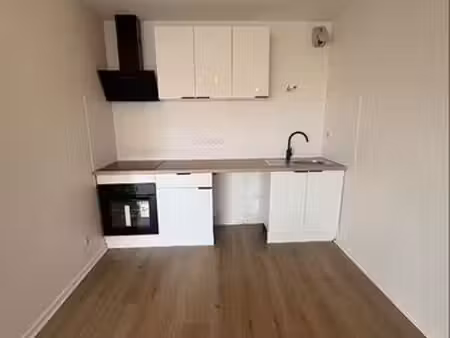 appartement t2 56m2 rénové (avec balcon)