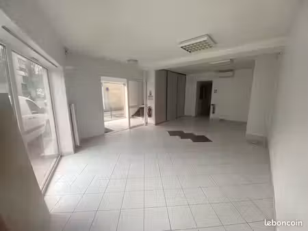 local commercial