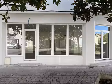 local commercial 45 m² casteljaloux
