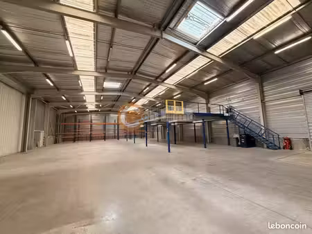 local d'activite 1500 m² estillac
