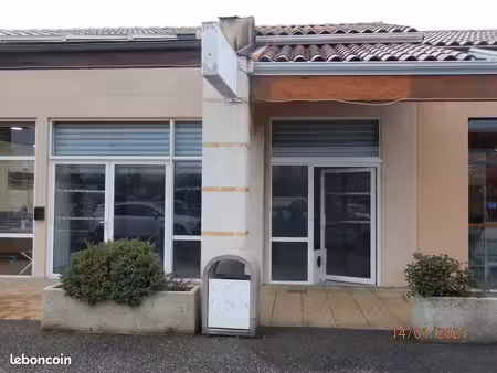 a louer local commercial