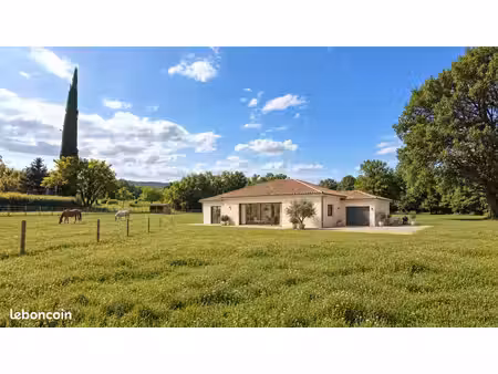 maison 3 pièces 115 m²