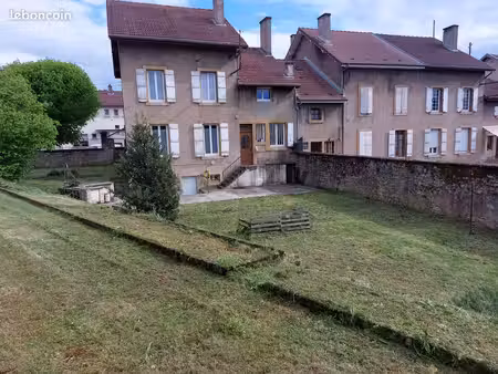 maison 9 pieces à joeuf